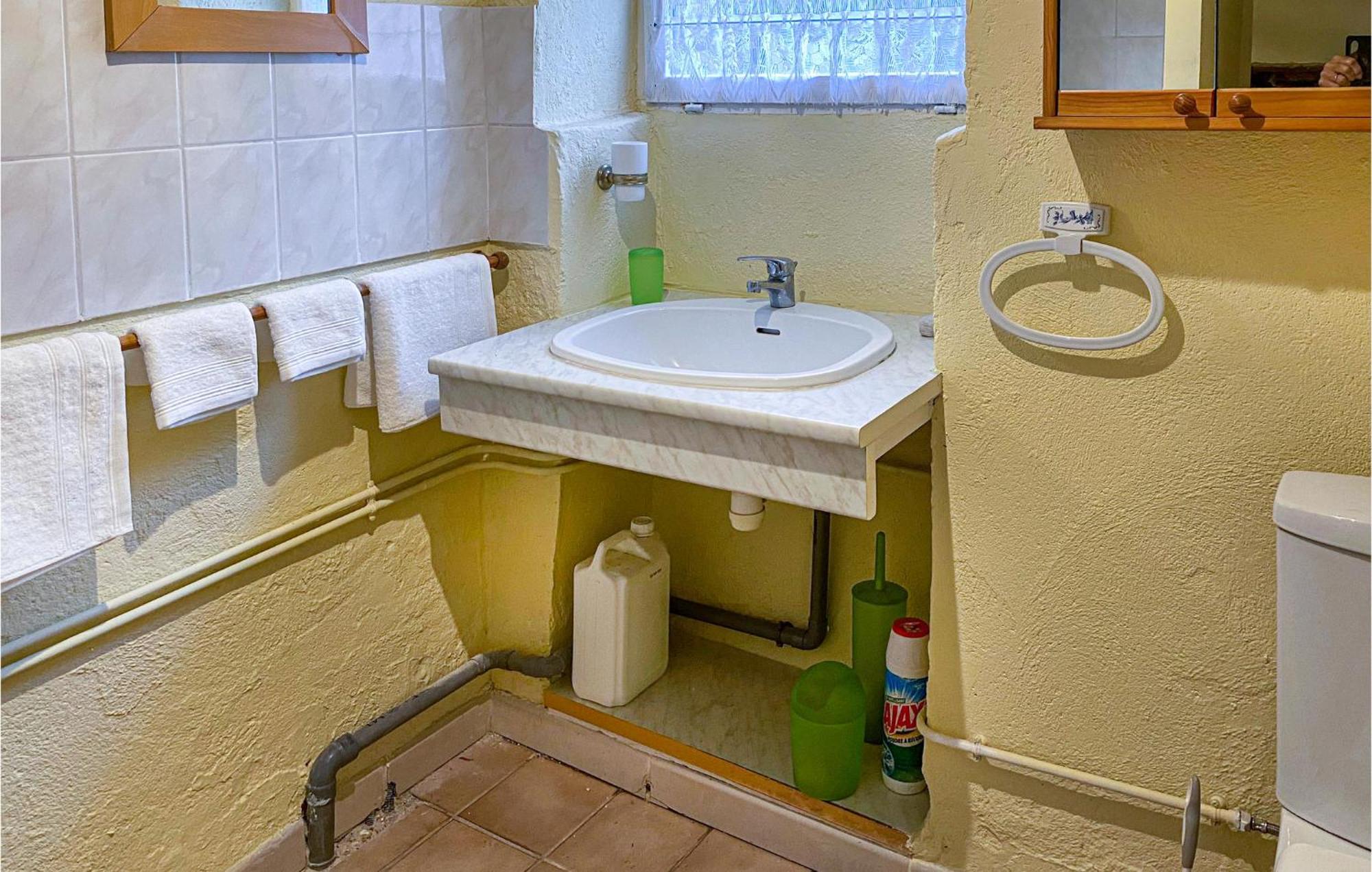 1 Bedroom Nice Home In Saint Martin Le Mault Exteriör bild